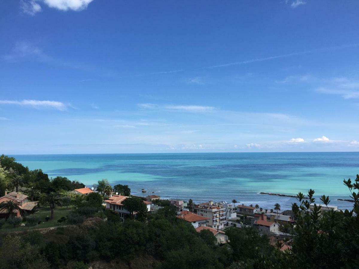 B&B Tre Finestre Sul Mare Grottammare Kültér fotó